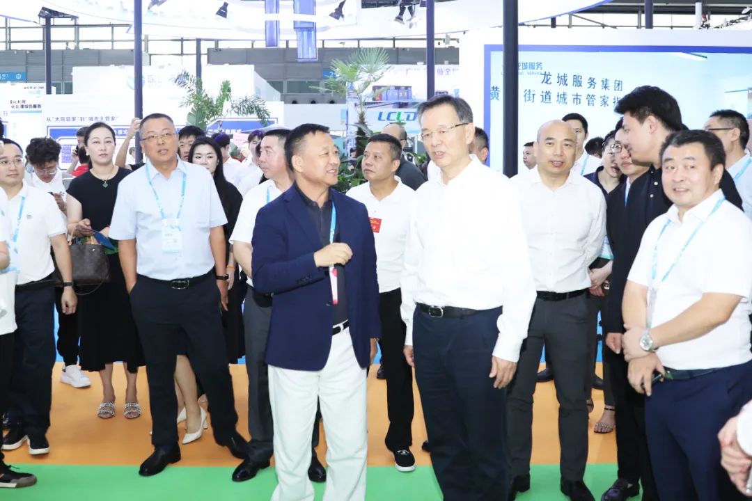 产业引领,数智赋能| mg冰球突破在首届深圳(国际)城市环境景观展上与多家合作方签署战略合作协议 产业引领,数智赋能| mg冰球突破在首届深圳(国际)城市环境景观展上与多家合作方签署战略合作协议