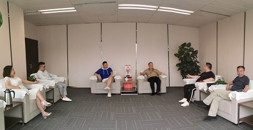 福建省四川巴中商會(huì)會(huì)長余洪君一行考察道和遠(yuǎn)大集團(tuán)