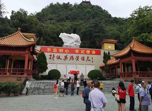 参观“特级英雄黄继光纪念馆”有感