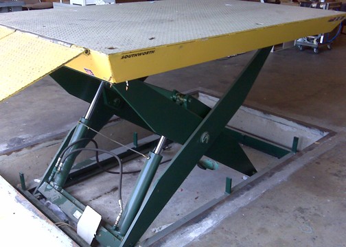 Dock Lift in Pit