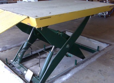 Dock Lift in Pit