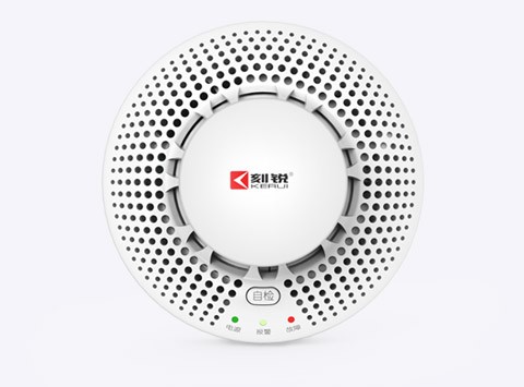 煙霧報(bào)警器可及時(shí)發(fā)現(xiàn)火情，有效保障人員和財(cái)產(chǎn)安全！