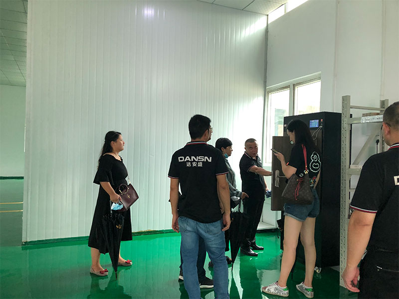 房多多赴达安盛总部生产基地参观考察 房多多赴达安盛总部生产基地参观考察