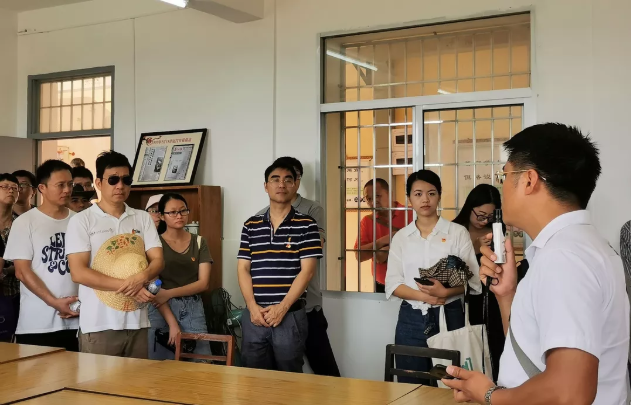 纵横集团党员赴厦门市同安区白交祠村开展“不忘初心、牢记使命”主题党日活动 纵横集团党员赴厦门市同安区白交祠村开展“不忘初心、牢记使命”主题党日活动