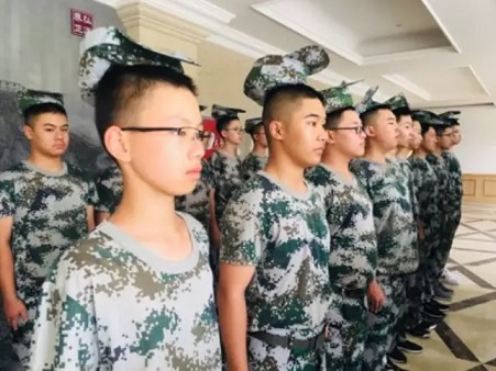 骄阳似火,青春如歌——军训纪实之一 骄阳似火,青春如歌——军训纪实之一