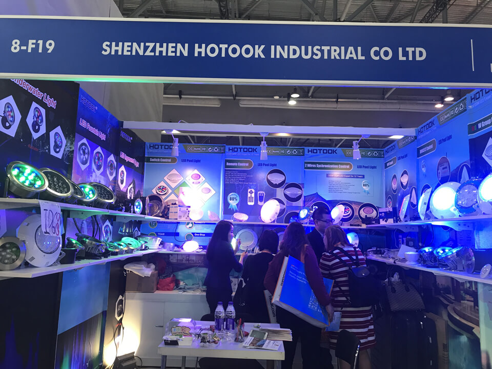 1.HK International Outdoor and Tech Light Expo