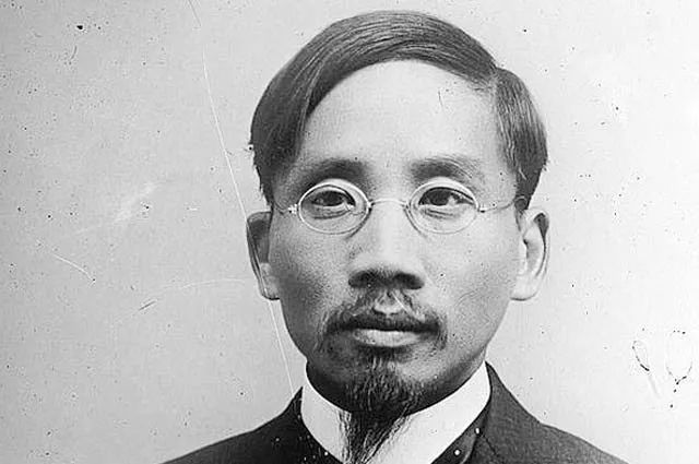 他曾暗杀慈禧,怒怼蒋介石,创办了中国最牛大学,死时却买不起棺材 他曾暗杀慈禧,怒怼蒋介石,创办了中国最牛大学,死时却买不起棺材
