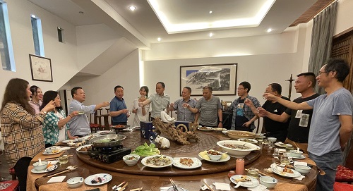 騎行天下 快樂(lè)健康 騎行天下 快樂(lè)健康
