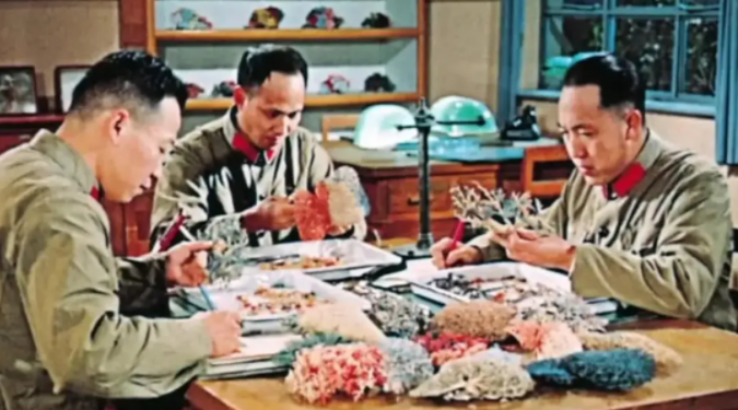 侠之大者,为国为民!今天送别袁隆平、吴孟超两位两位国士! 侠之大者,为国为民!今天送别袁隆平、吴孟超两位两位国士!