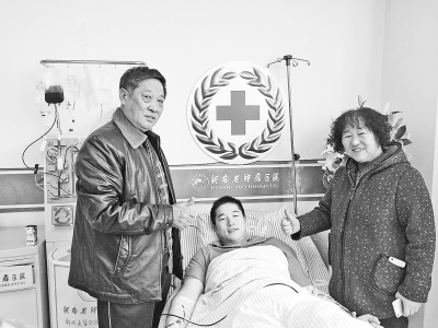 26歲消防戰(zhàn)士捐獻“生命種子” 26歲消防戰(zhàn)士捐獻“生命種子”