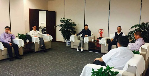 福建省四川巴中商会执行会长蔡坤霖一行来访 福建省四川巴中商会执行会长蔡坤霖一行来访