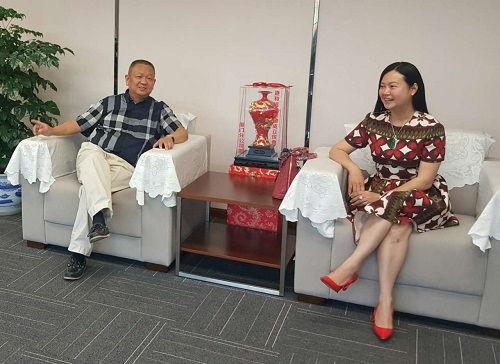 好彩头董事长何敏来集团考察 好彩头董事长何敏来集团考察