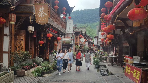 青城后山 都市人的“后花园” 青城后山 都市人的“后花园”