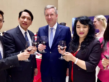 协会领导出席“一带一路文化之旅峰会暨总统有话说峰会 协会领导出席“一带一路文化之旅峰会暨总统有话说峰会