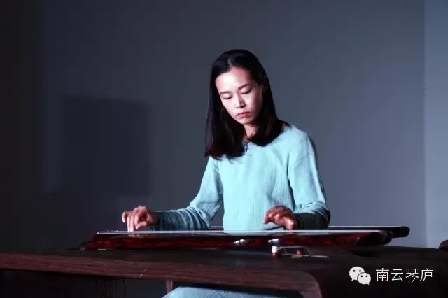 “秋意浓”2015南云琴庐师生中秋第二届雅集圆满落幕! “秋意浓”2015南云琴庐师生中秋第二届雅集圆满落幕!