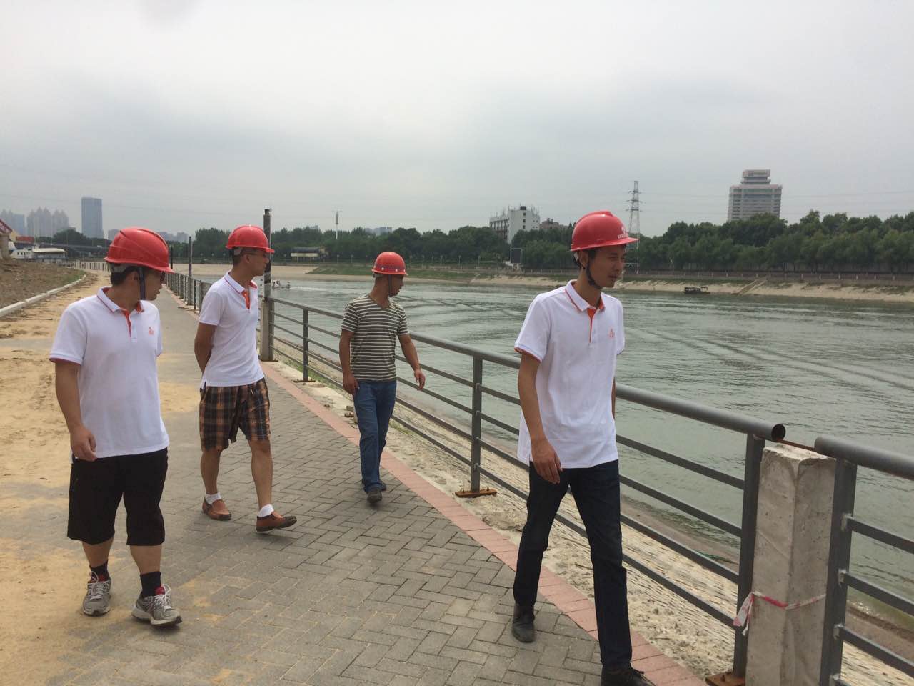客運(yùn)港江灘項(xiàng)目全面開展安全隱患排查整治工作 客運(yùn)港江灘項(xiàng)目全面開展安全隱患排查整治工作
