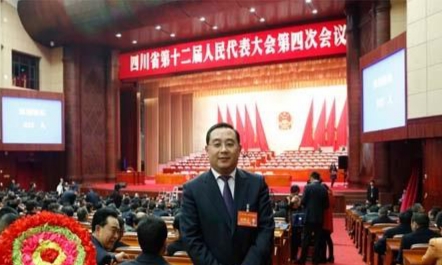 陈小勇等拜会新任成都市巴中商会会长毛熠 陈小勇等拜会新任成都市巴中商会会长毛熠