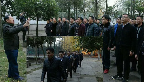 阅兵扬我警威 相聚不忘初心 阅兵扬我警威 相聚不忘初心