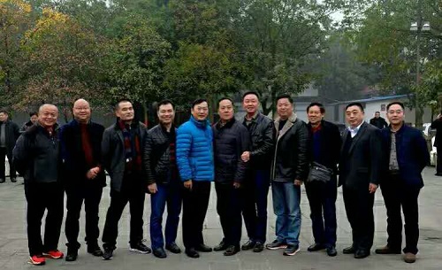 阅兵扬我警威 相聚不忘初心 阅兵扬我警威 相聚不忘初心