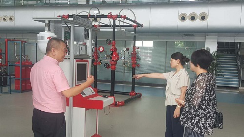 张远鹏董事长一行到“川消”考察 张远鹏董事长一行到“川消”考察