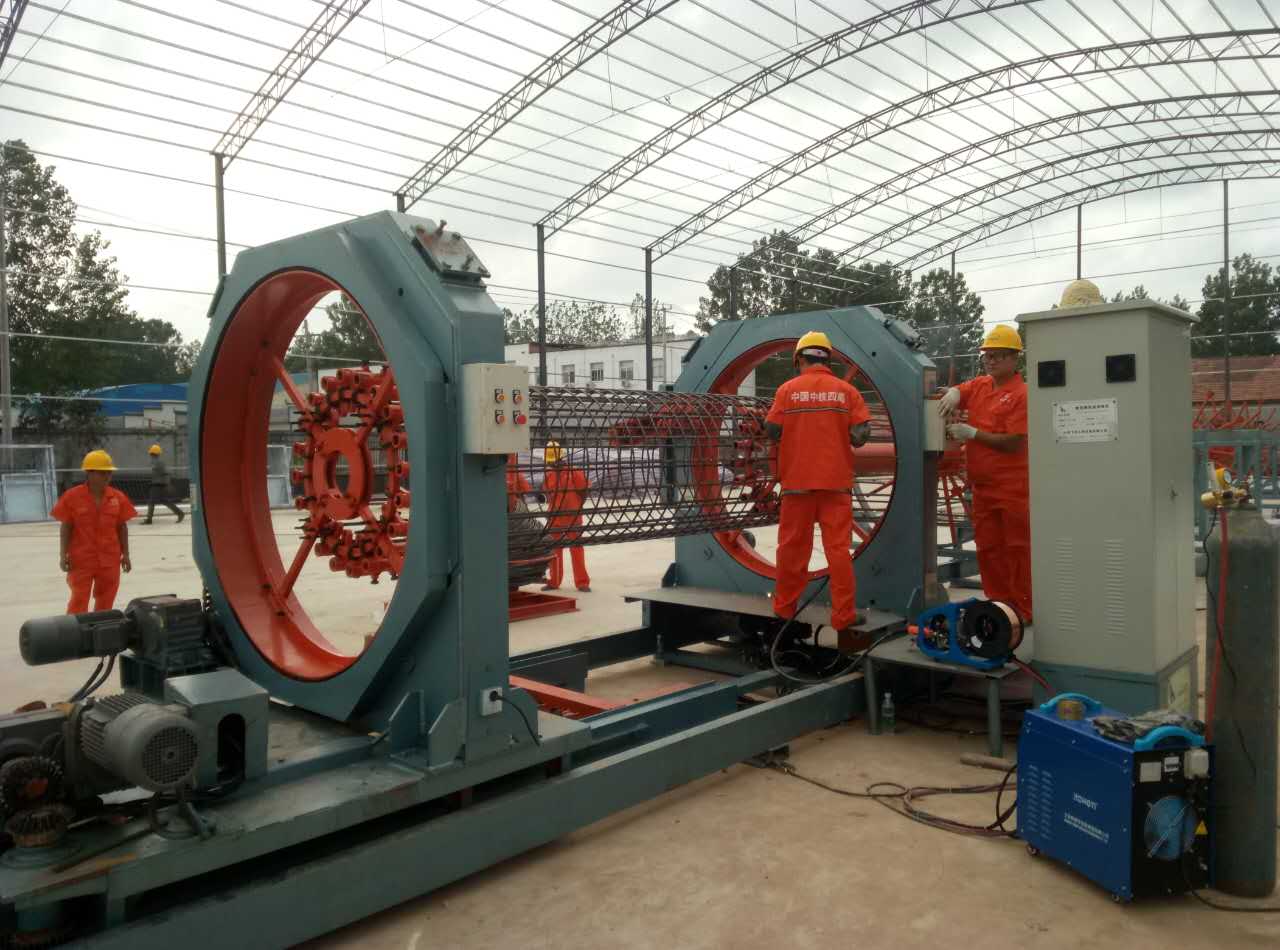 陜西榆林成功入場兩臺滾焊機