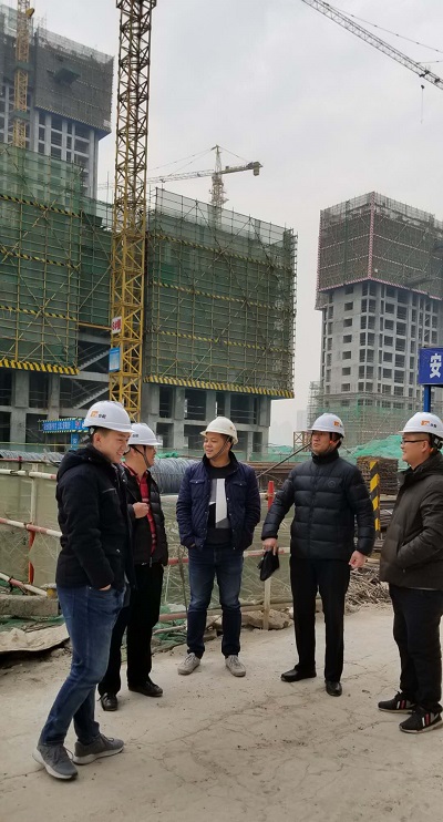 張遠(yuǎn)鵬董事長到合能鉑悅府項(xiàng)目開展對(duì)接工作 張遠(yuǎn)鵬董事長到合能鉑悅府項(xiàng)目開展對(duì)接工作