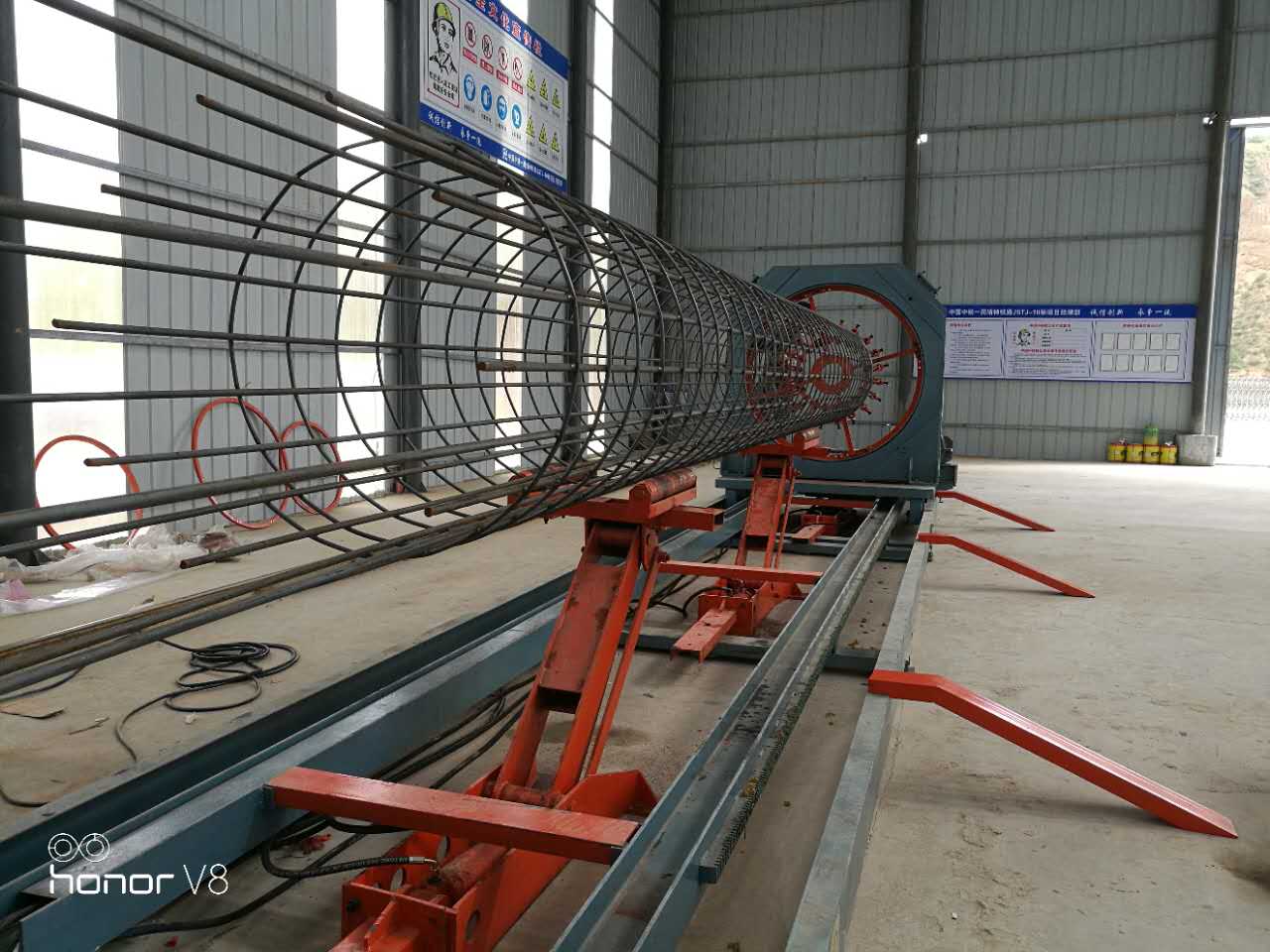 北京大興滾焊機(jī)成功進(jìn)廠