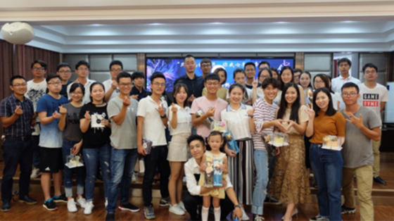 公司舉辦七夕主題假面舞會(huì) 公司舉辦七夕主題假面舞會(huì)