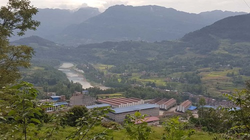 隐匿于绿水青山之中的巴人地窖酒厂 隐匿于绿水青山之中的巴人地窖酒厂