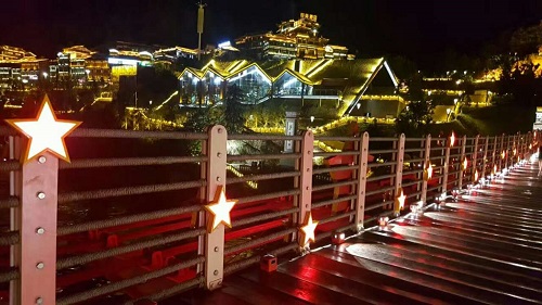 茅台镇 · 茅台酒 茅台镇 · 茅台酒
