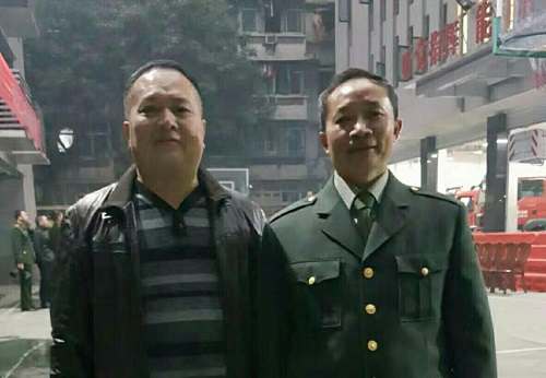 從閱兵方隊走出來的村支書