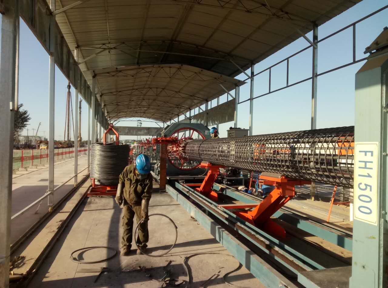 中交第二公路工程局有限公司建金高速公路TJ2標(biāo)項(xiàng)目設(shè)備現(xiàn)場 中交第二公路工程局有限公司建金高速公路TJ2標(biāo)項(xiàng)目設(shè)備現(xiàn)場