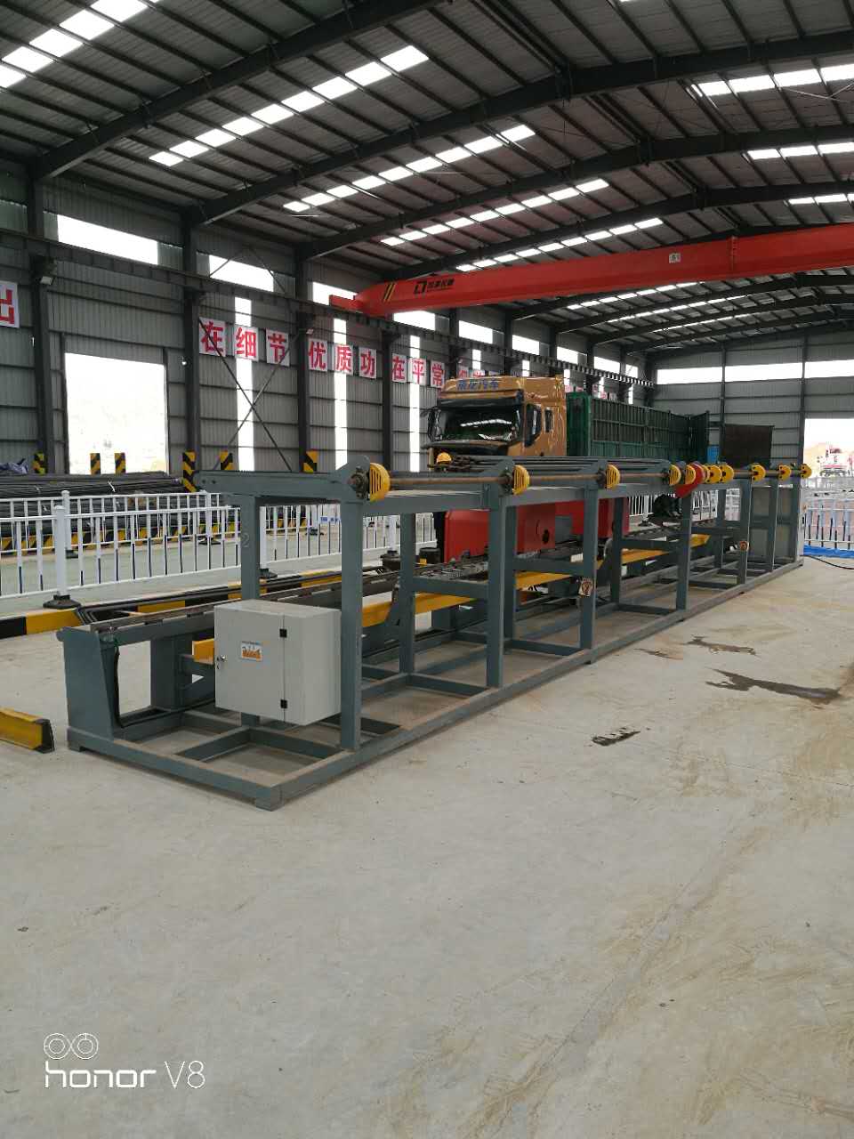 景中高速公路JZ4合同段項目經(jīng)理部鋼筋加工現(xiàn)場
