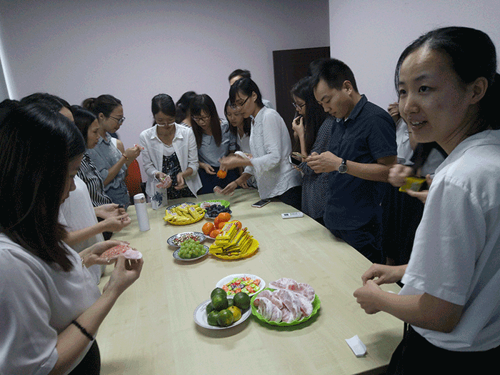 欢度双节,桐晖公司举行“庆国庆,迎中秋”活动 欢度双节,桐晖公司举行“庆国庆,迎中秋”活动