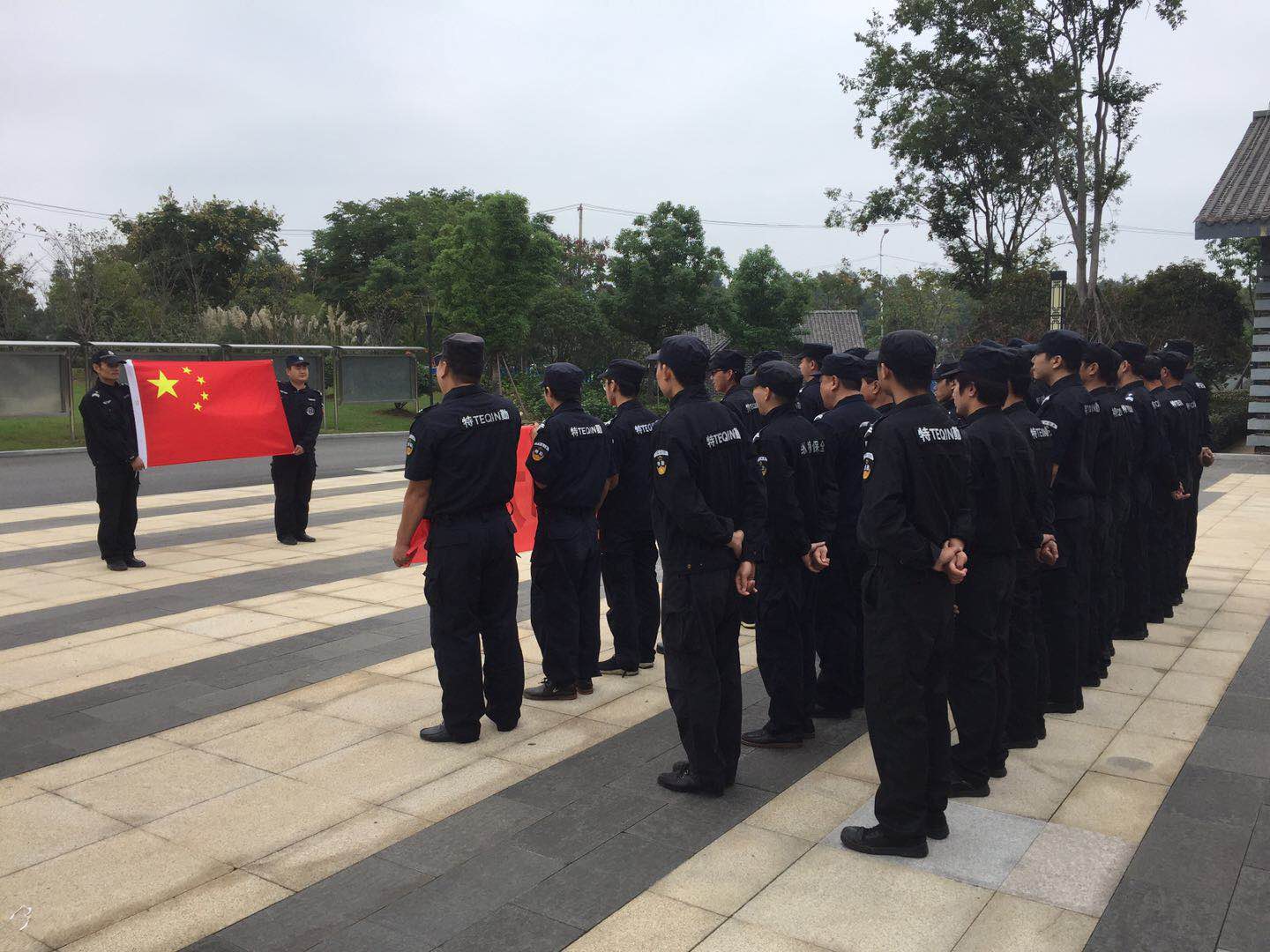 喜迎十九大 忠誠(chéng)保平安 喜迎十九大 忠誠(chéng)保平安