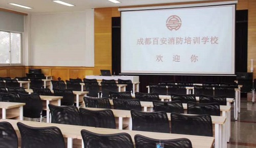 金府路上的“大掌柜” 金府路上的“大掌柜”