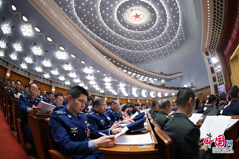 第十三届全国人民代表大会第二次会议在北京人民大会堂开幕 第十三届全国人民代表大会第二次会议在北京人民大会堂开幕
