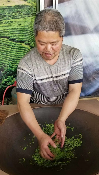 扬子江中水 蒙山顶上茶 扬子江中水 蒙山顶上茶