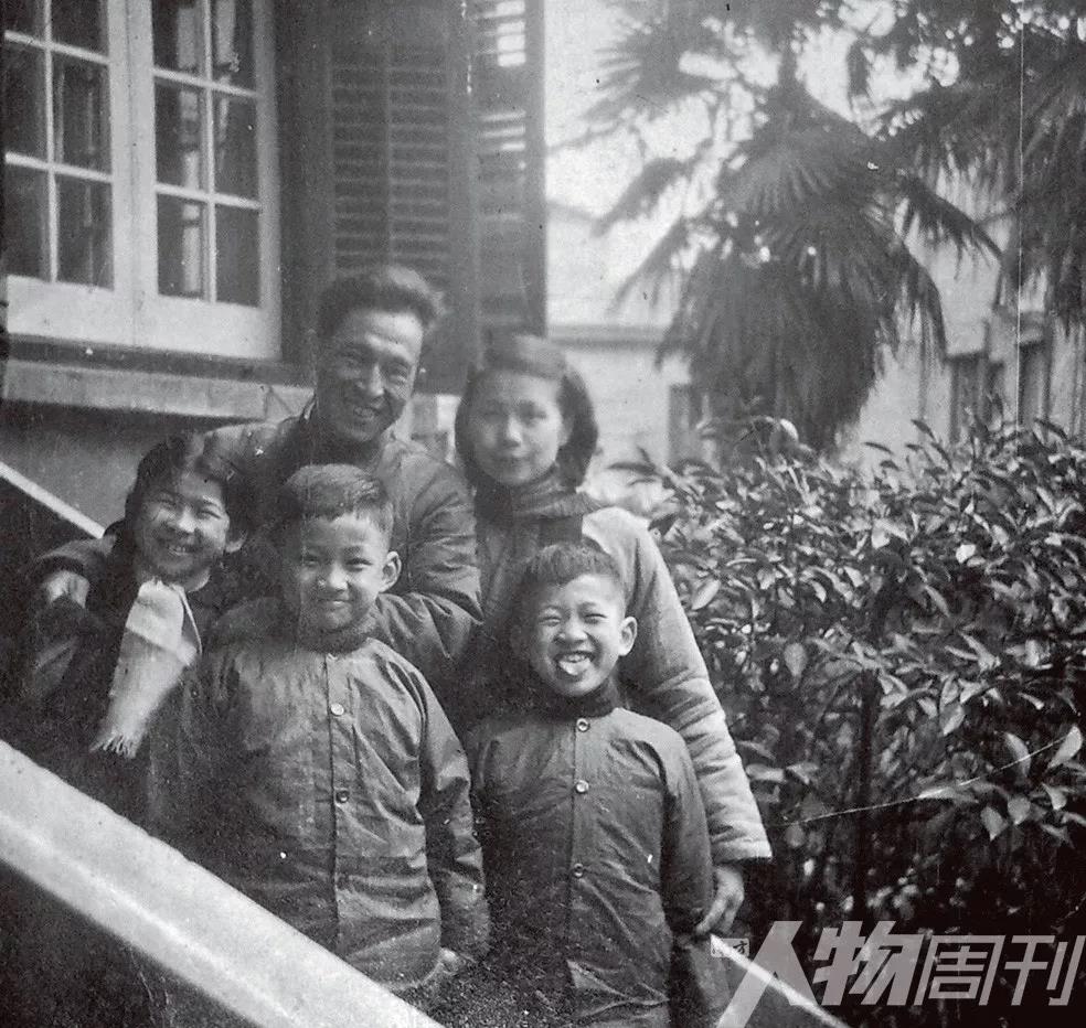 金宇澄 每隔一段时间就会重读《金瓶梅》和《史记》 金宇澄 每隔一段时间就会重读《金瓶梅》和《史记》