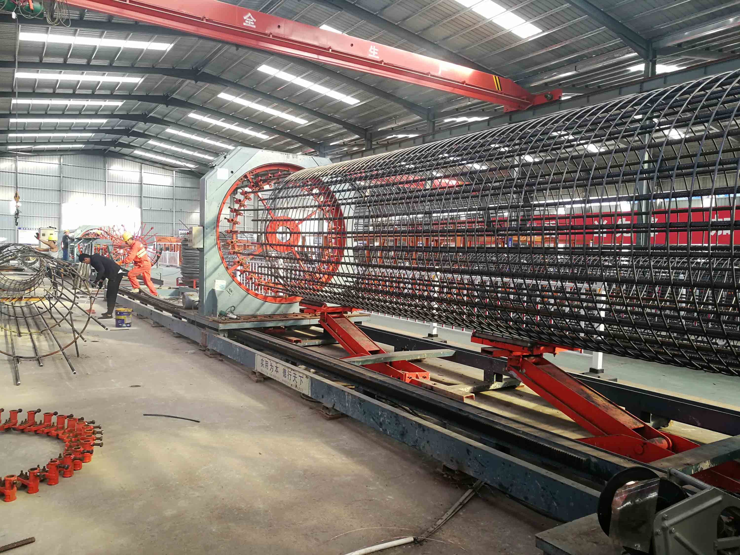 福建長(zhǎng)樂高速中鐵隧道局四處滾焊機(jī)