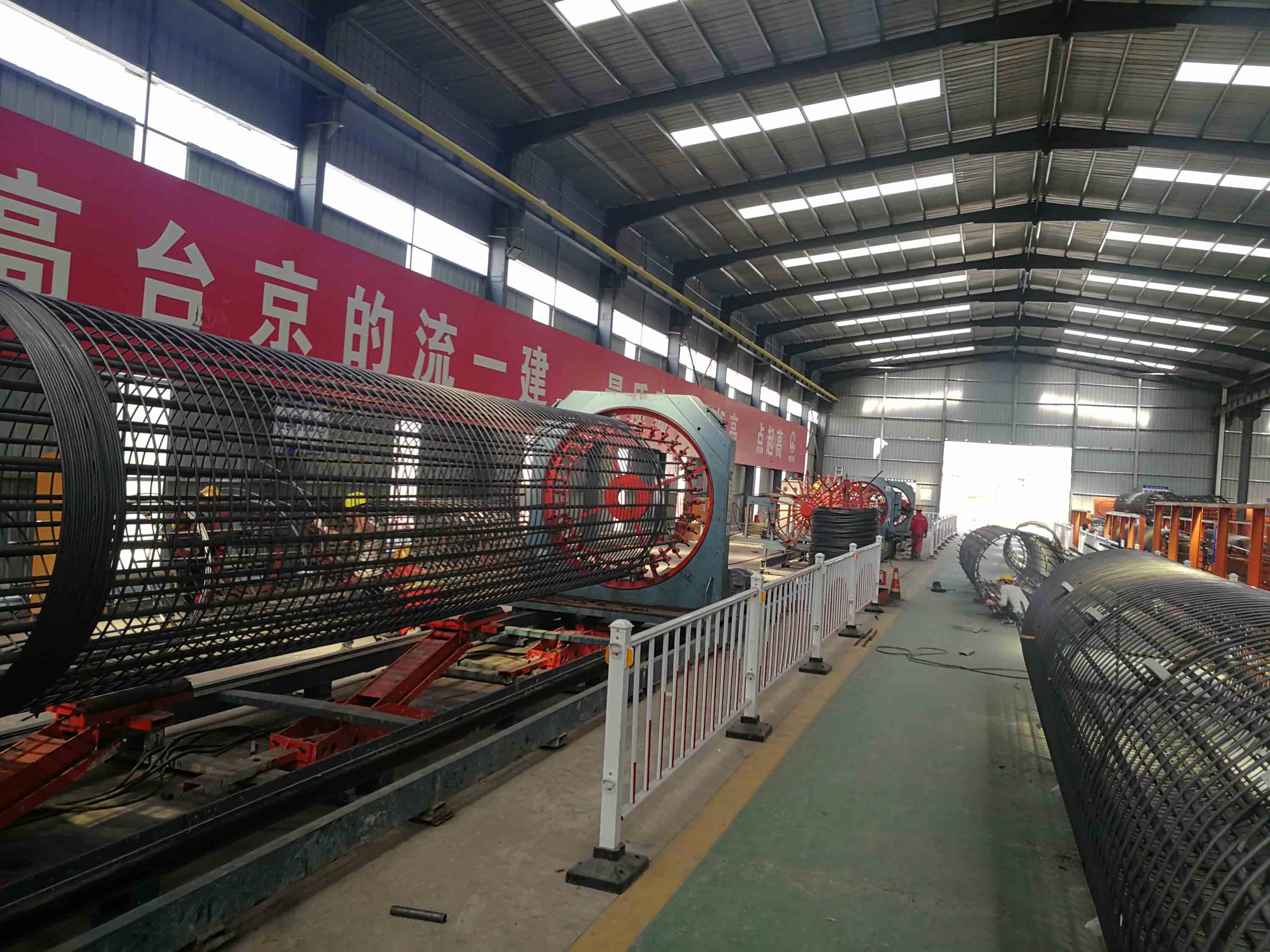 福建長(zhǎng)樂高速中鐵隧道局四處滾焊機(jī)