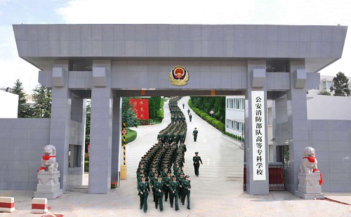 儿子上军校了 儿子上军校了