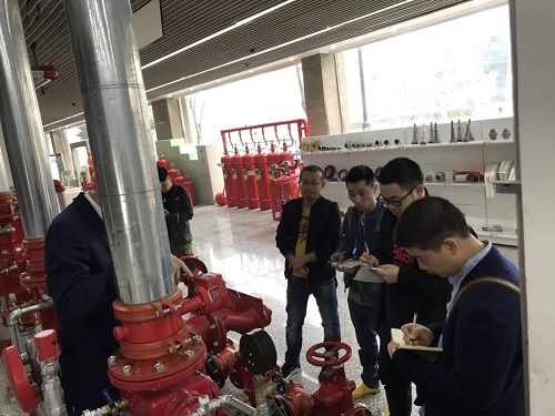 集团组织新员工到百安消防培训学校观摩见学 集团组织新员工到百安消防培训学校观摩见学