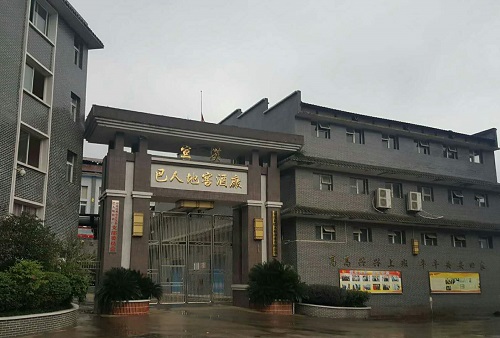 白酒领域的领军人物——张明政 白酒领域的领军人物——张明政