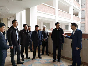 成都市委组织部、区委领导莅临新川外国语学校进行调研