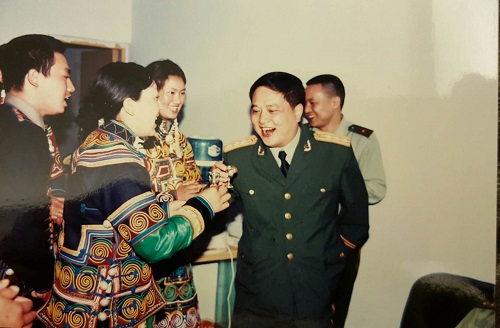 走进凉山 走进美姑 走进袁堂国(回眸之四) 走进凉山 走进美姑 走进袁堂国(回眸之四)