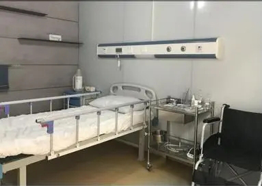 这个集装箱拼装的应急病房，设计了一套智能化系统…