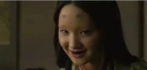 这一次,“辱华”的人换成了清华美院 这一次,“辱华”的人换成了清华美院