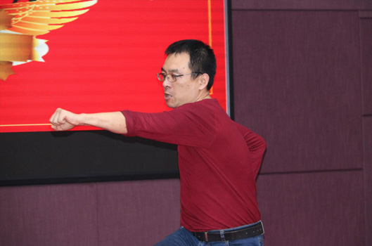 “携手同行,一路有你” 2018桐晖药业集团年会圆满落幕 “携手同行,一路有你” 2018桐晖药业集团年会圆满落幕