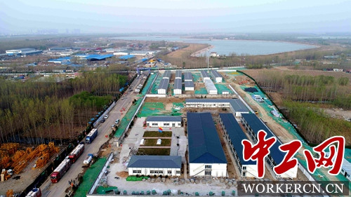 中鐵十四局濟(jì)南黃河隧道項(xiàng)目部:首幅地連墻成功澆筑 中鐵十四局濟(jì)南黃河隧道項(xiàng)目部:首幅地連墻成功澆筑